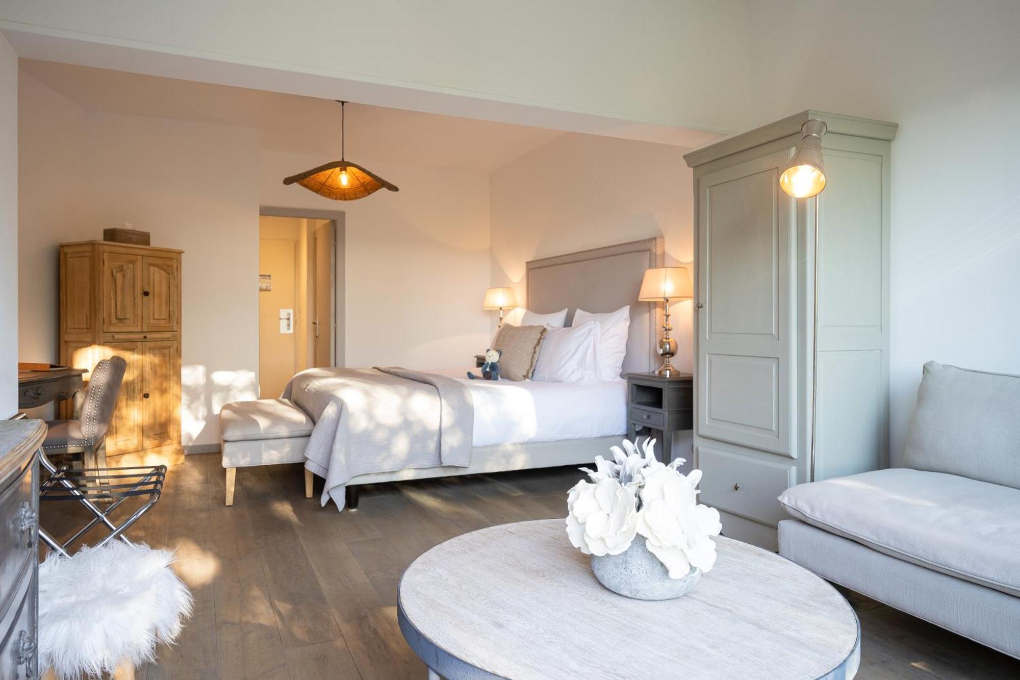 Hotel Font Mourier Коголен Екстериор снимка